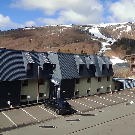 4 Pers Au Coeur De - Fr-1-814-142 Appartamento Super Besse